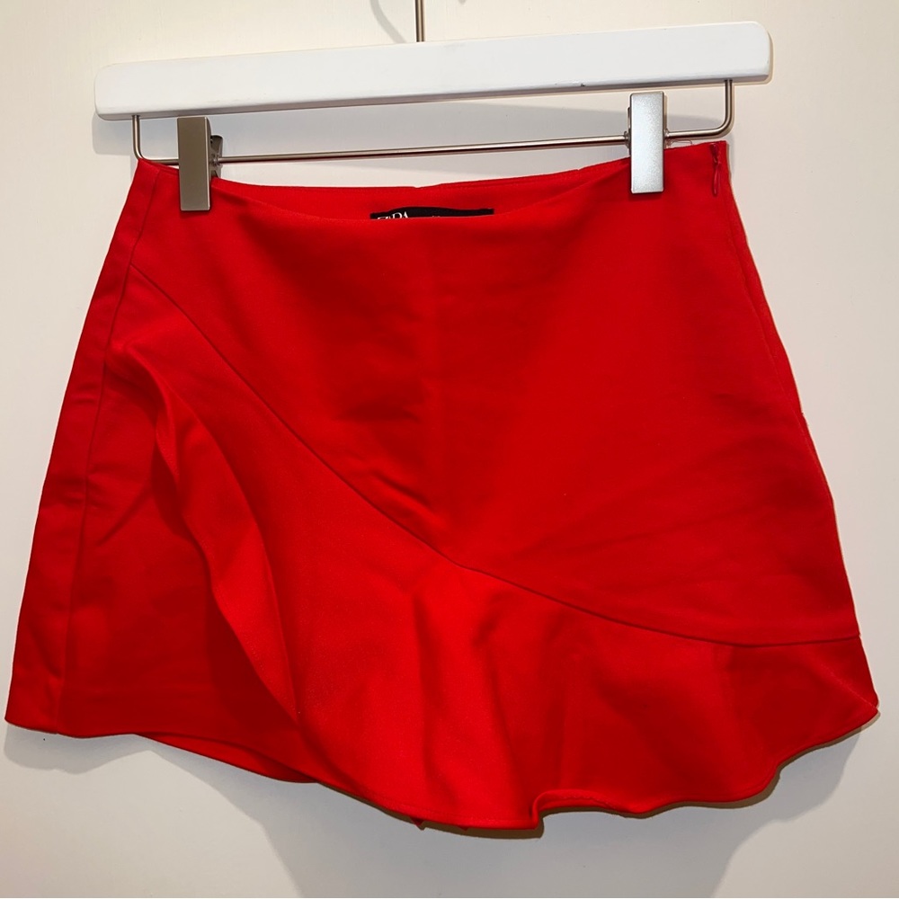 zara red skort size XS